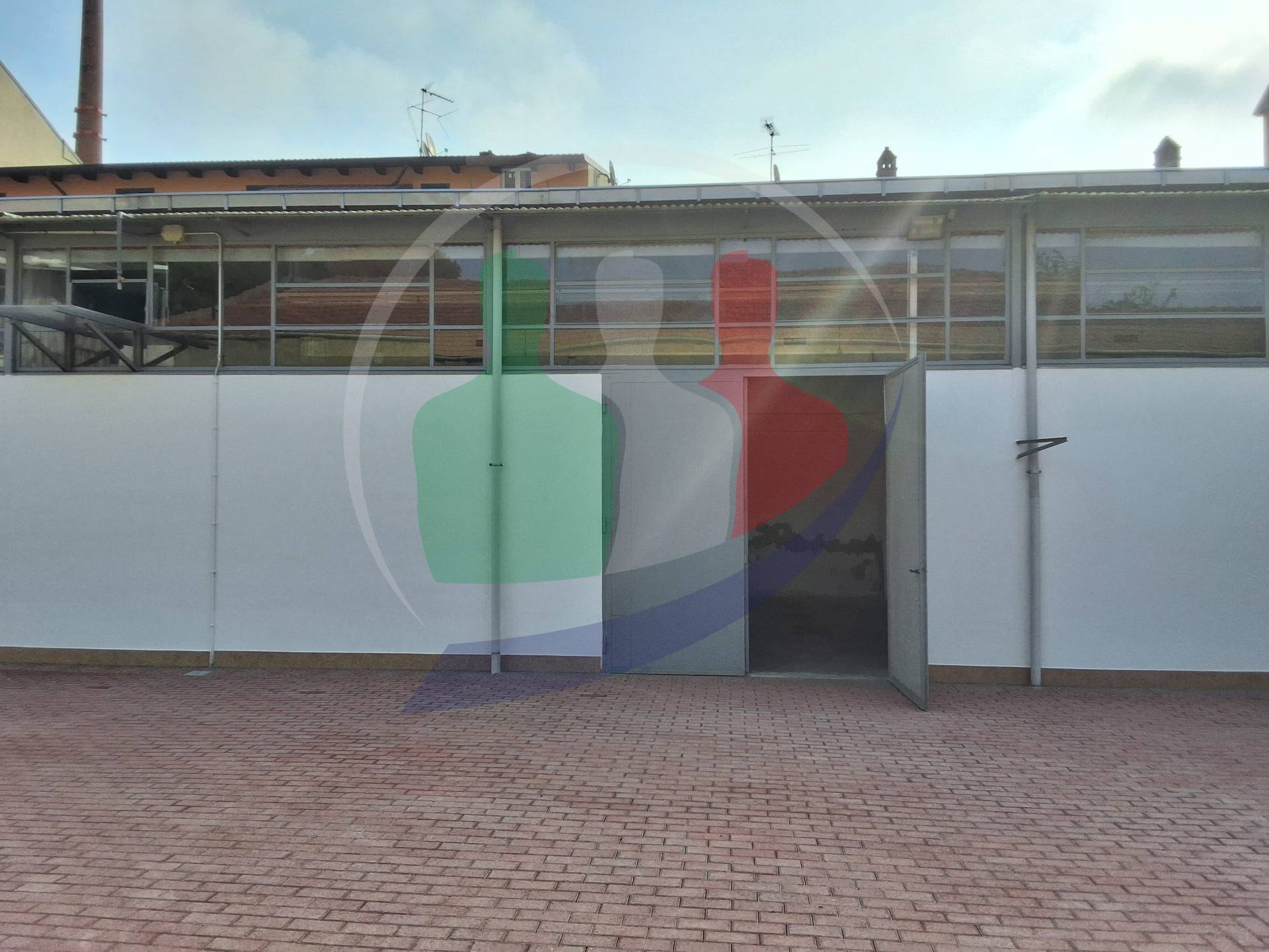 Immagine per Locale Commerciale in affitto a Alessandria Viale Tivoli 