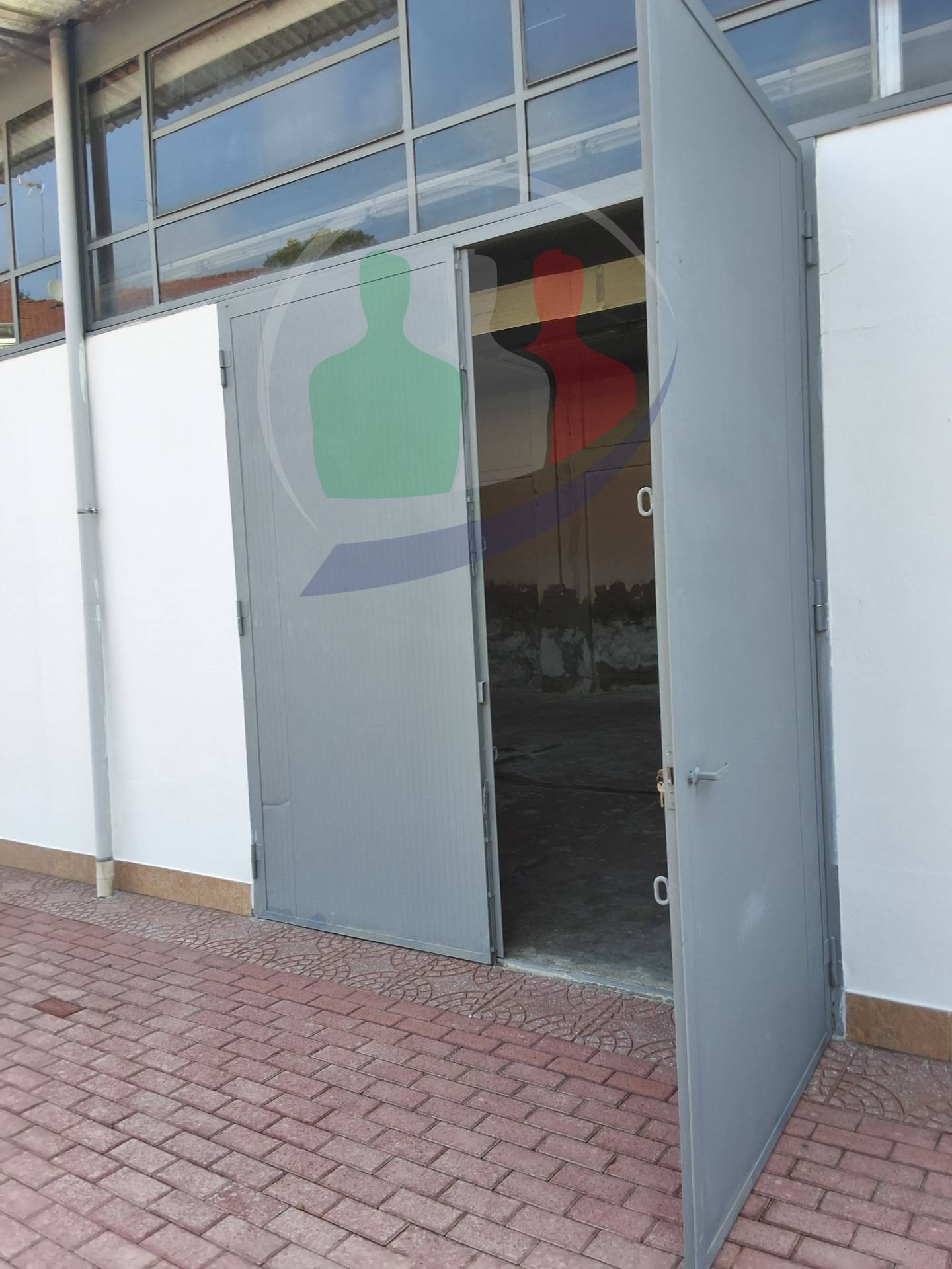 Immagine per Locale Commerciale in affitto a Alessandria Viale Tivoli 