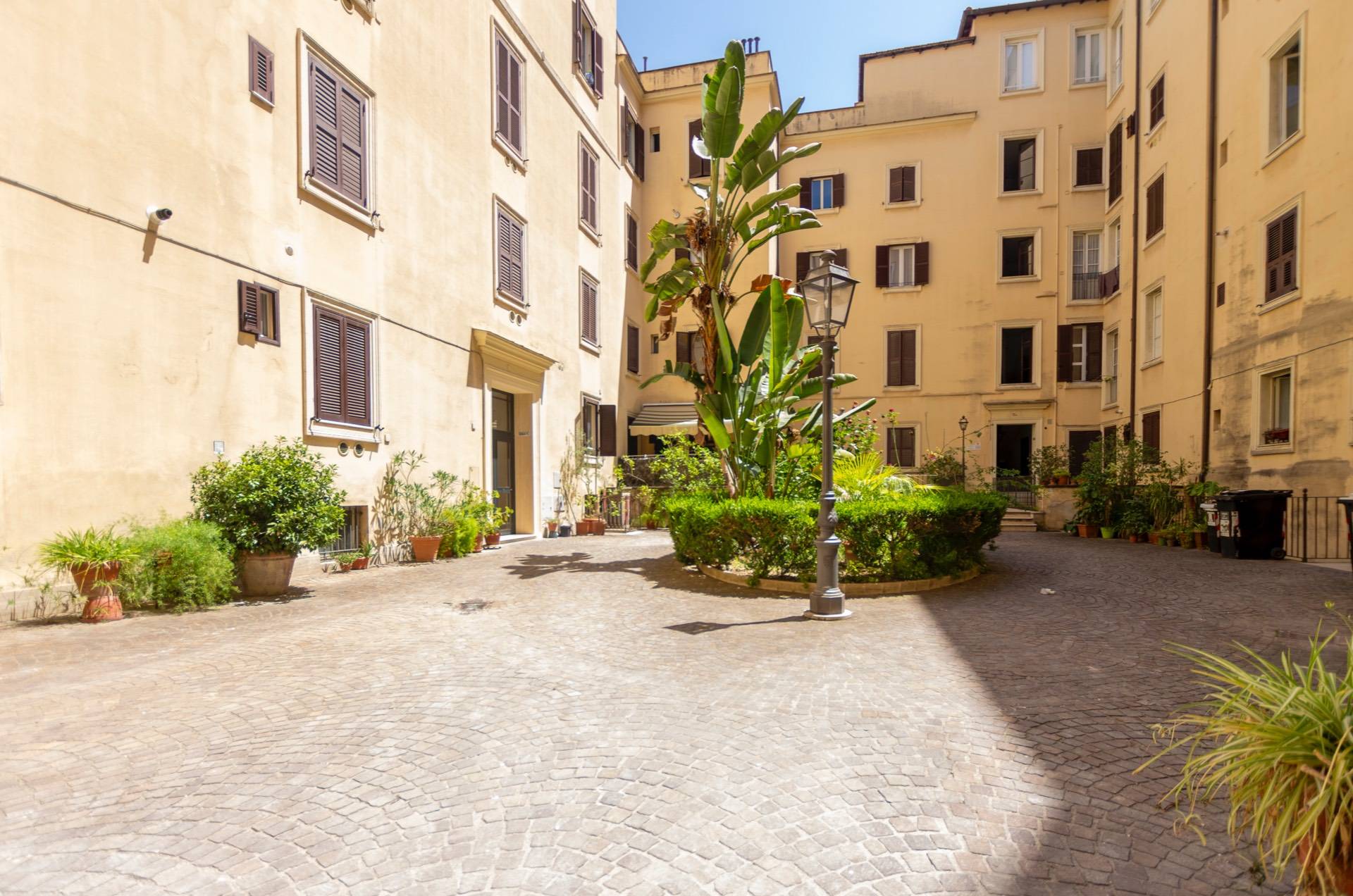 Immagine per Appartamento in vendita a Roma Via Goffredo Mameli 40