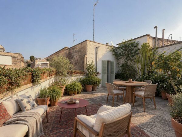 Appartamento via Luigi Scarambone, Lecce