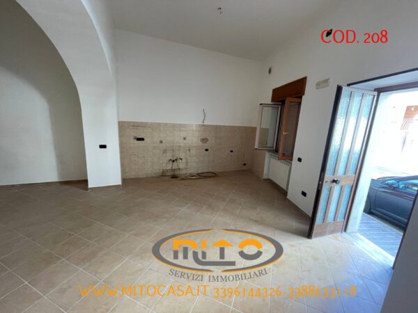 Locale Commerciale viale Minieri, Telese Terme