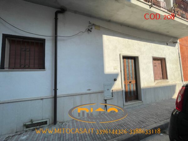 Locale Commerciale viale Minieri, Telese Terme