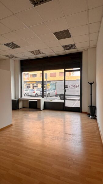 Attività Commerciale via San Vincenzo 5, Moncalieri
