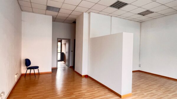 Attività Commerciale via San Vincenzo 5, Moncalieri
