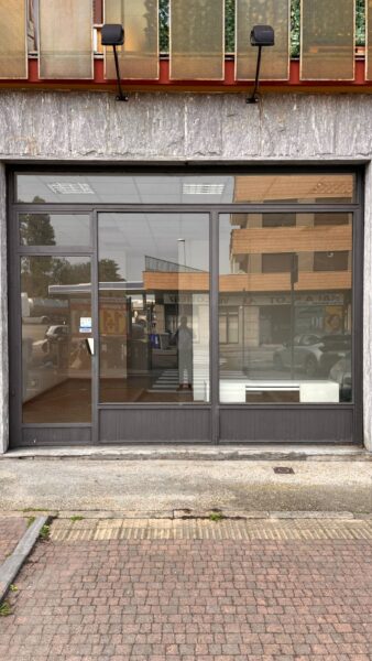 Attività Commerciale via San Vincenzo 5, Moncalieri