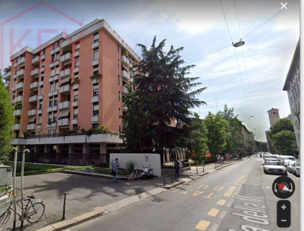 Box / Posto Auto via Della Moscova 26, Milano