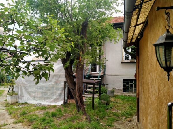 Villa via Piave 134, Azzate