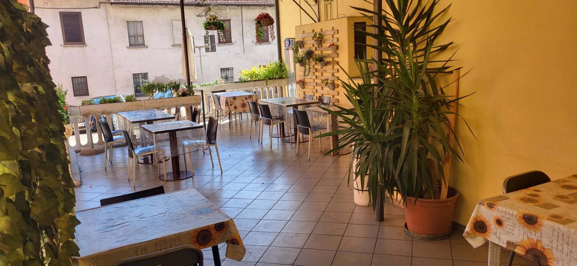 Immagine per Negozio in vendita a Vizzola Ticino XX settembre 2
