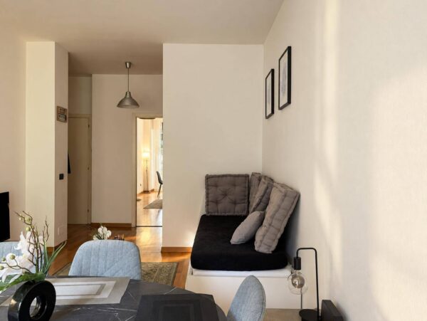 Appartamento via Savona 65, Milano