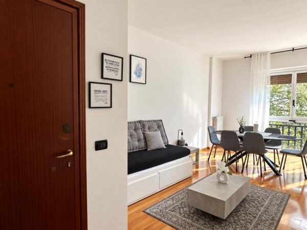 Appartamento via Savona 65, Milano