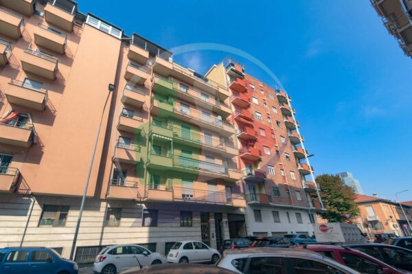 Appartamento via Genova 264, Torino