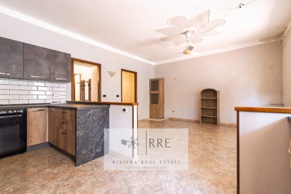 Casa Indipendente via Regione Fenarina, Alassio