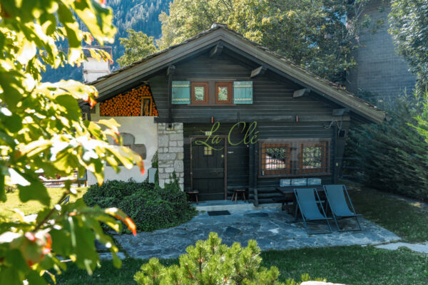 Trilocale strada Delle Volpi 21, Courmayeur