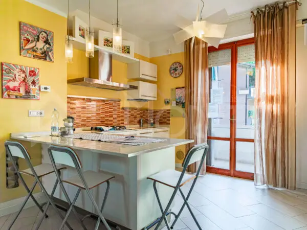 Appartamento via Degli Scarronzoni, Livorno