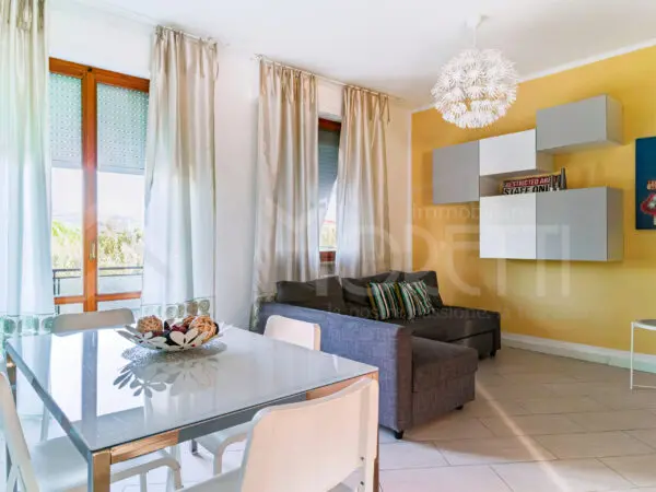 Appartamento via Degli Scarronzoni, Livorno