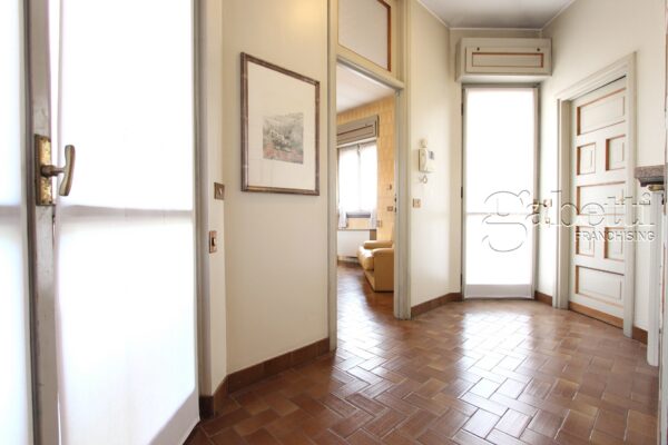 Villa via Fratelli Bandiera, Nerviano