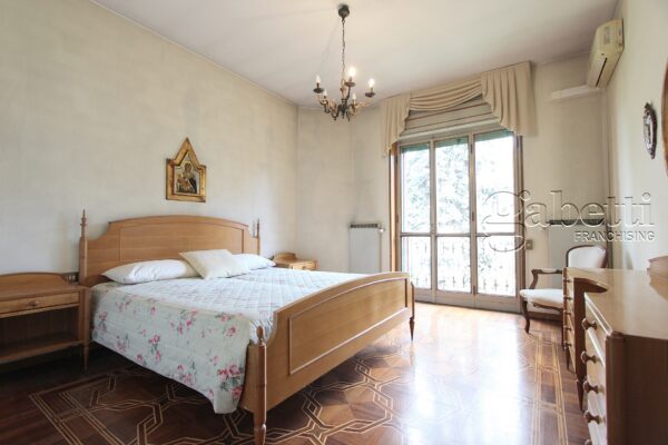 Villa via Fratelli Bandiera, Nerviano