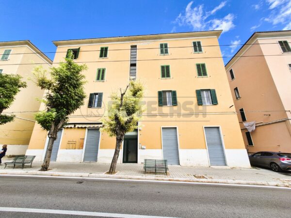 Quadrilocale via Alessandro Valignani 149, Chieti