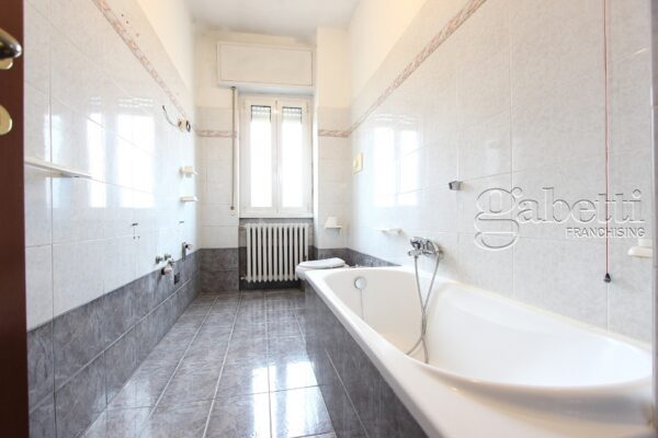 Trilocale viale Villoresi 37, Nerviano