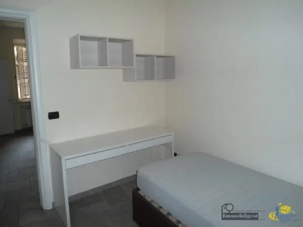 Bilocale via Primo Groppi 14, Parma