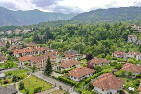 Villa via Loreto 86, Lanzo Torinese