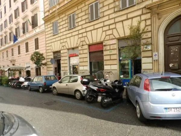 Capannone via Alessandria, Trieste, Roma