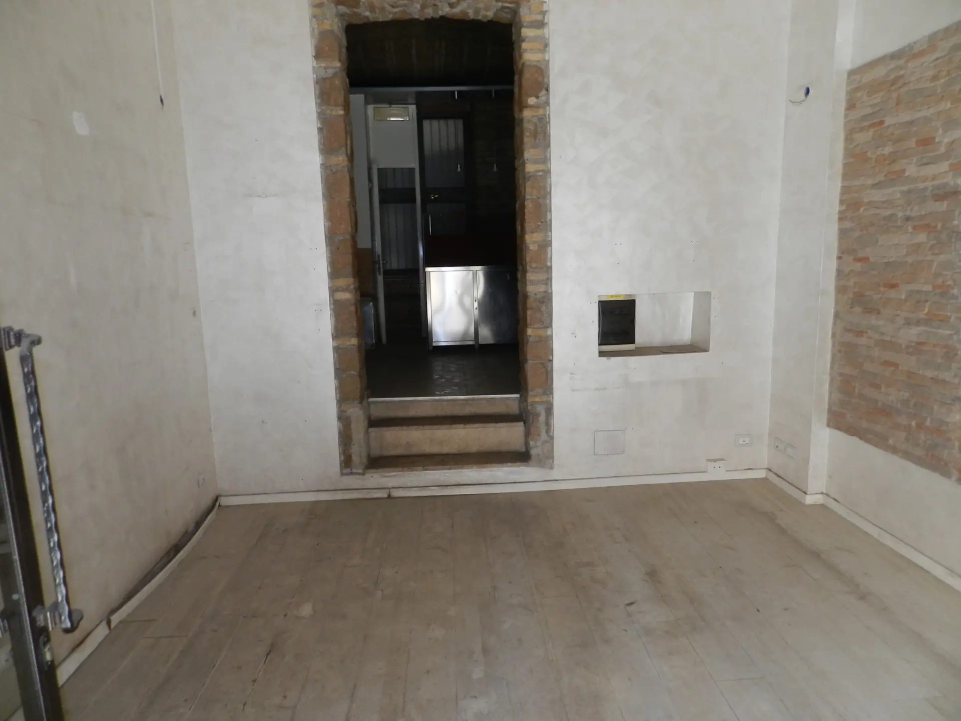 Immagine per Capannone in affitto a Roma via Alessandria