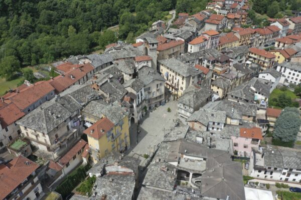 Palazzo - Stabile piazza Gallenga 12, Lanzo Torinese