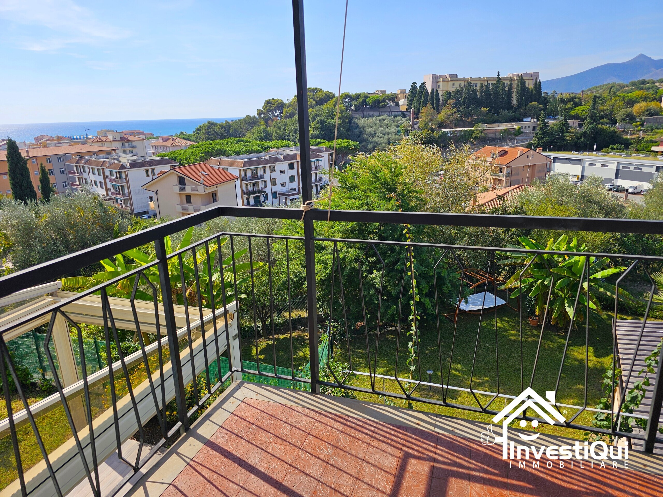 Immagine per Bilocale in vendita a Pietra Ligure via Privata Mimose 69