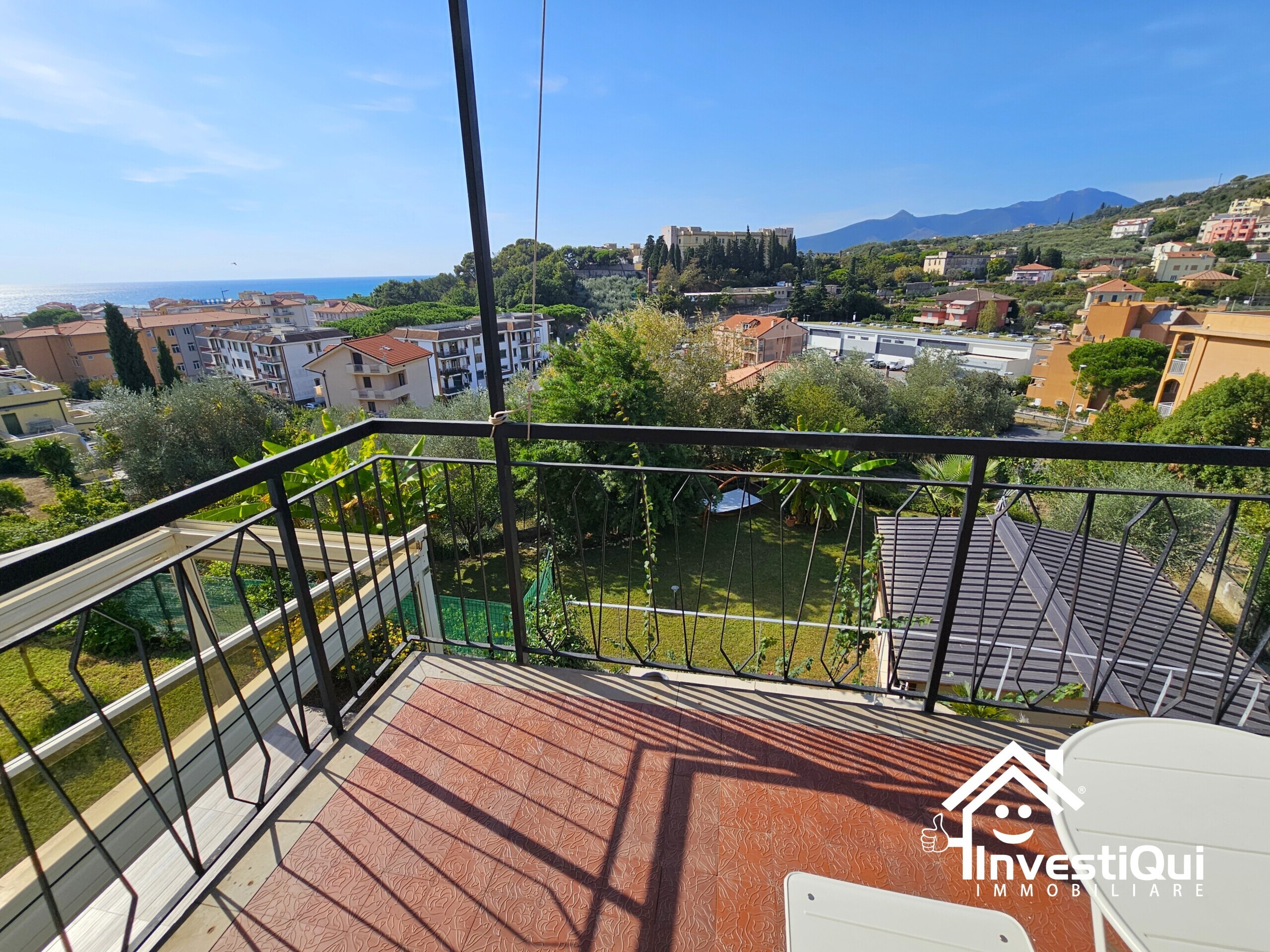 Immagine per Bilocale in vendita a Pietra Ligure via Privata Mimose 69