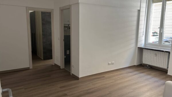 Bilocale via Martiri Della Libertà 1, Torino