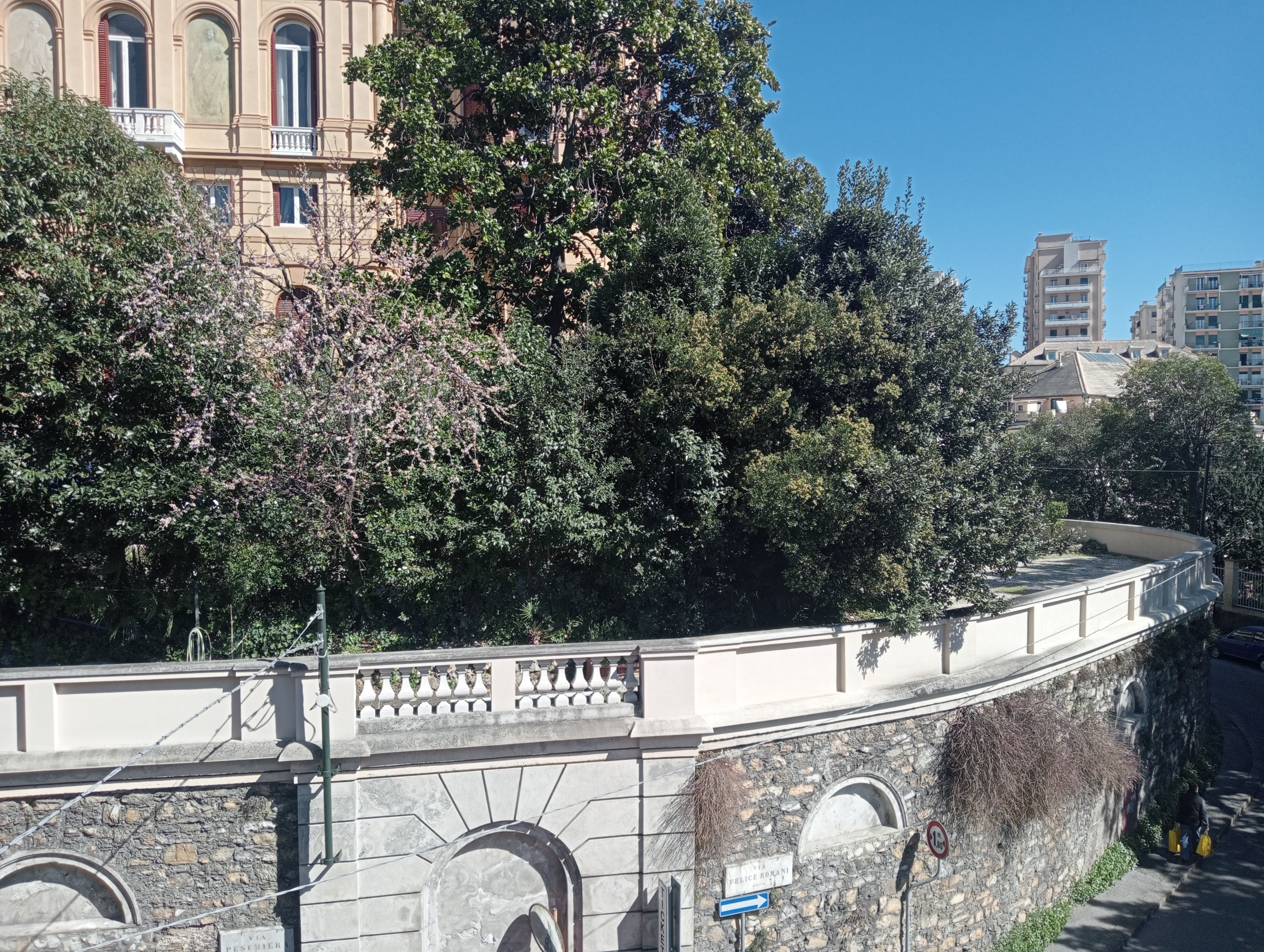 Immagine per Monolocale in affitto a Genova via Gropallo 14