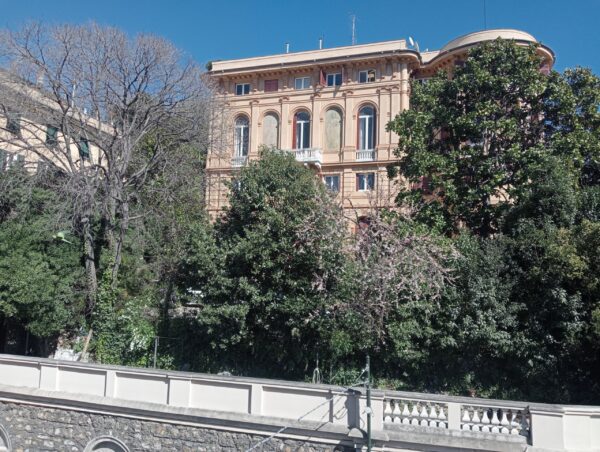 Monolocale via Gropallo 14, Centro, Genova
