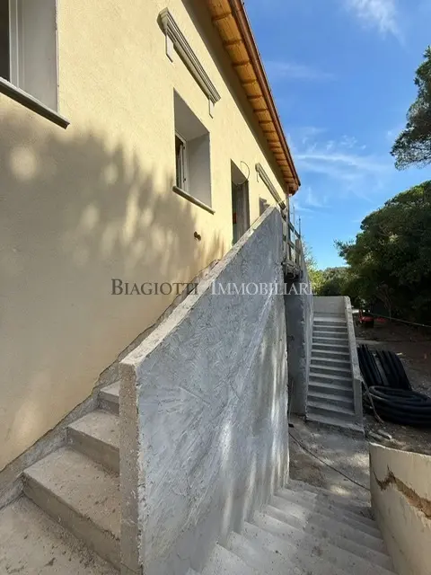 Immagine per Quadrilocale in vendita a Livorno via Fonte Della Puzzolente