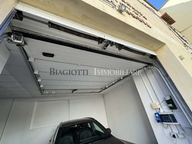 Immagine per Garage in vendita a Livorno via Duca Cosimo 6