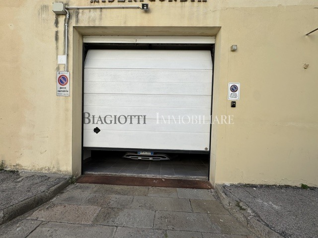 Immagine per Garage in vendita a Livorno via Duca Cosimo 6