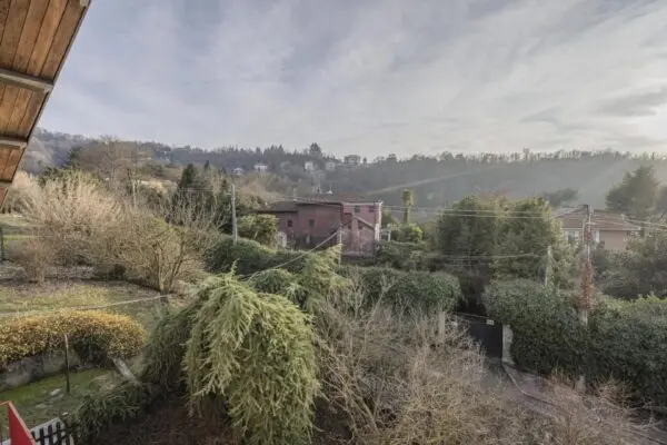 Villa strada Della Creusa, Torino