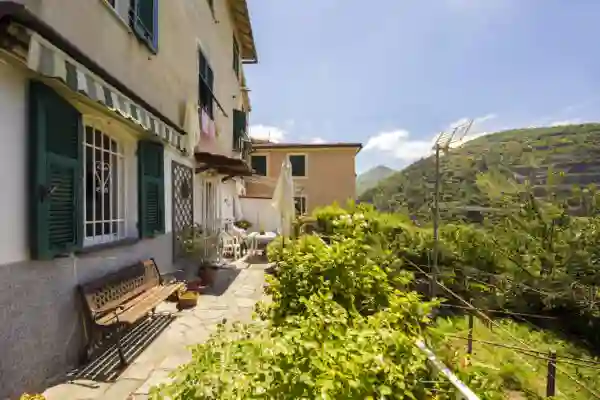 Terratetto via Roccatagliata, Molassana, Genova