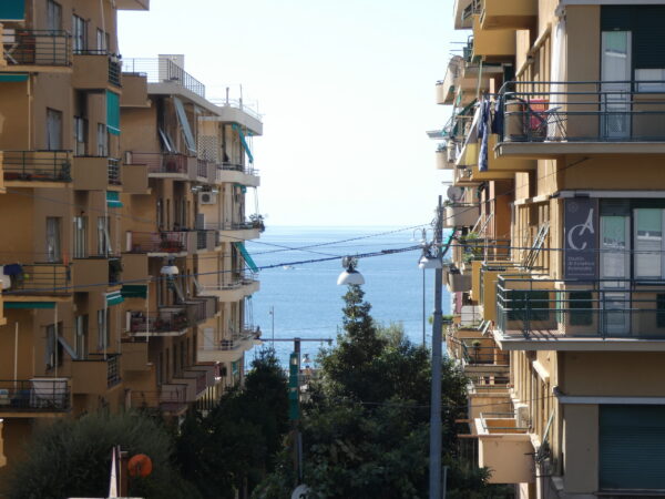 Monolocale via Zara 19, Albaro, Genova