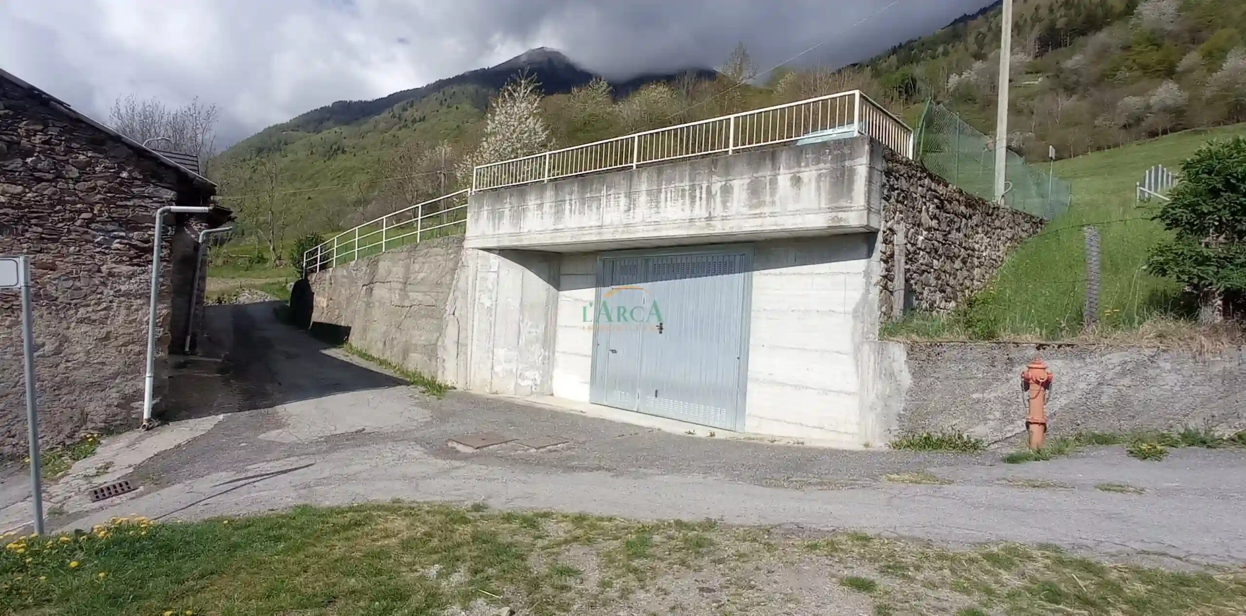 Immagine per Rustico in vendita a Malonno via Landò
