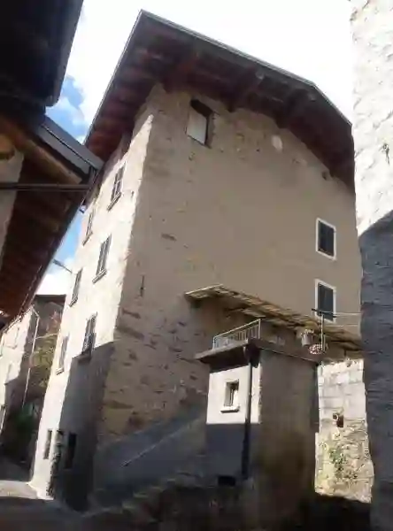 Rustico via Landò, Malonno