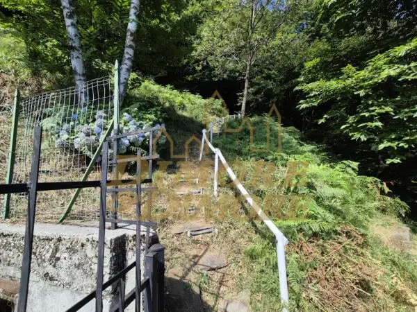 Villa via Per Cambiesso, Intragna