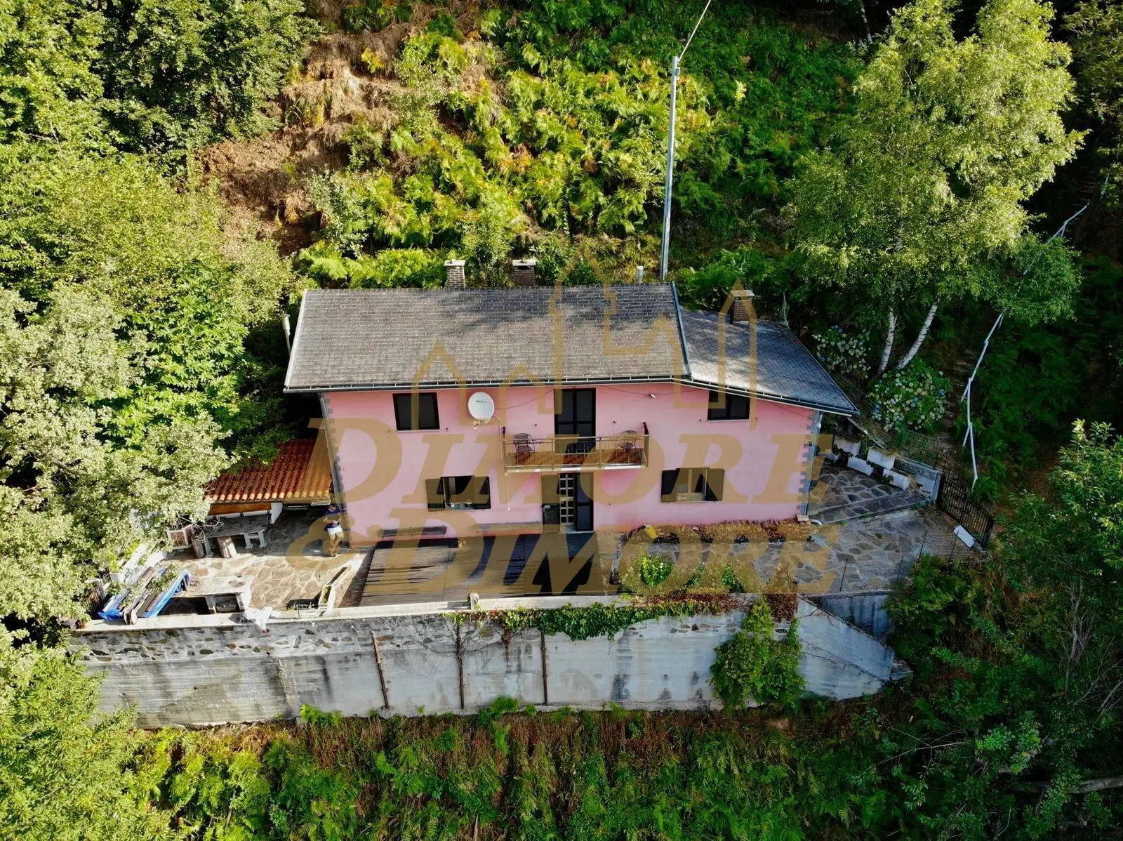 Immagine per Villa in vendita a Intragna via Per Cambiesso