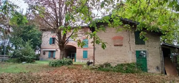 Casale via Goito 150, Portile, Modena