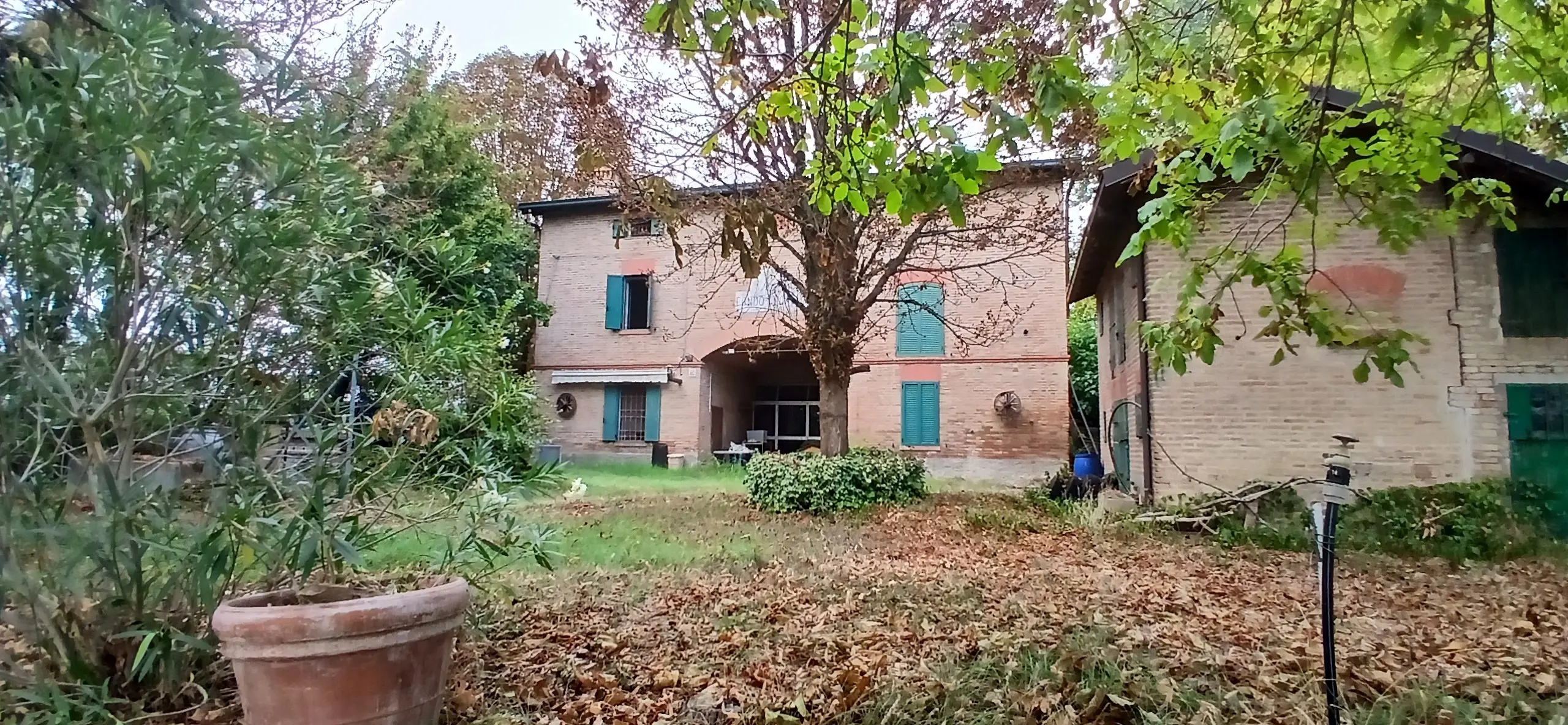Immagine per Casale in vendita a Modena via Goito 150