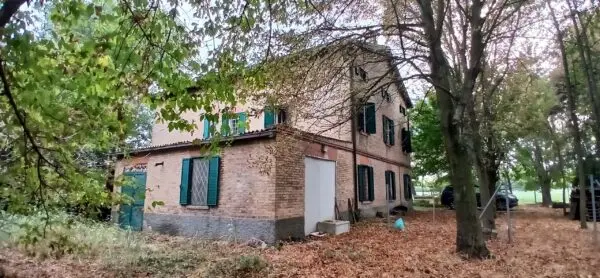 Casale via Goito 150, Portile, Modena