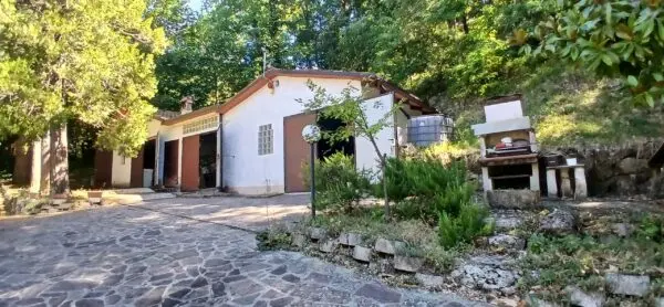 Villa Trifamiliare via Grottone 849, Guiglia