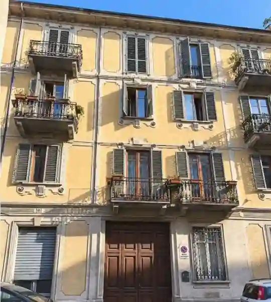 Bilocale via Cuneo 6, Torino