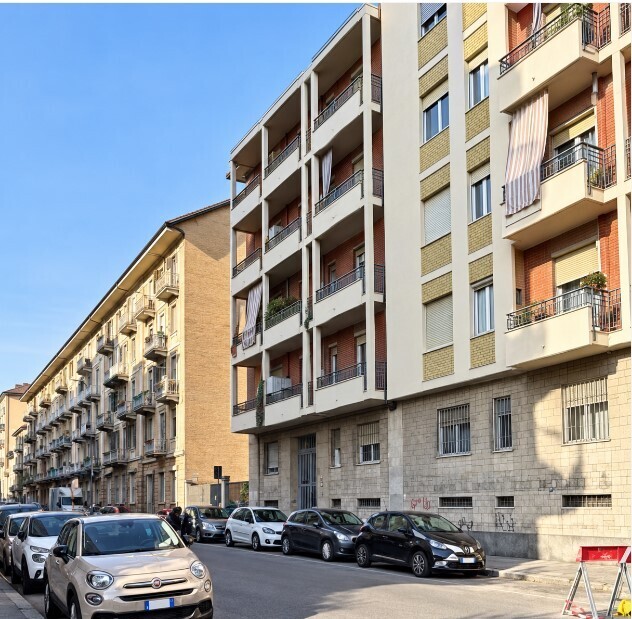 Immagine per Trilocale in asta a Torino via Chivasso 19