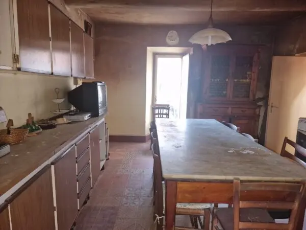 Porzione Di Casa via Localita Le Case, Guardea
